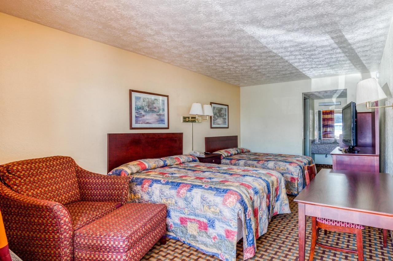 Oyo Hotel Decatur I-20 East & Wesley Club Dr Zewnętrze zdjęcie