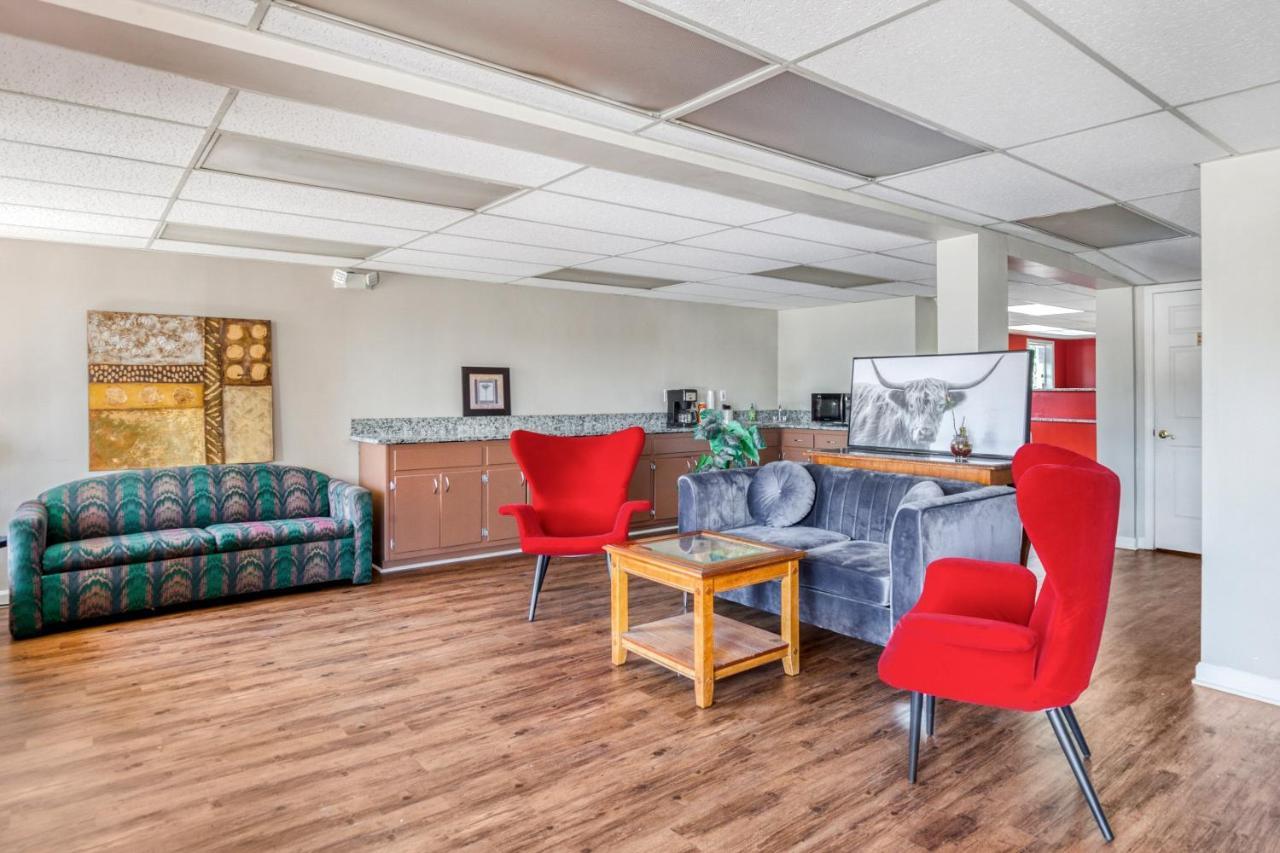 Oyo Hotel Decatur I-20 East & Wesley Club Dr Zewnętrze zdjęcie