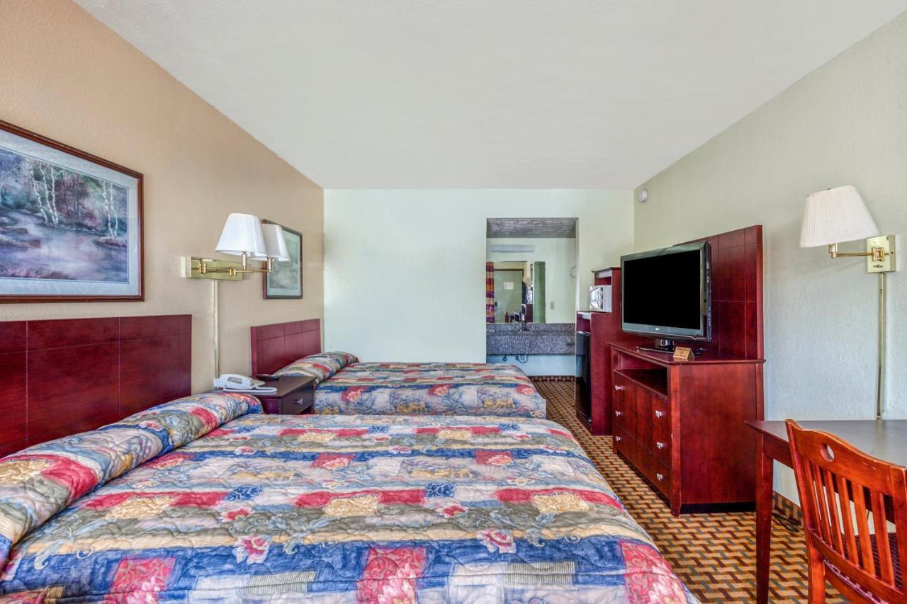 Oyo Hotel Decatur I-20 East & Wesley Club Dr Zewnętrze zdjęcie