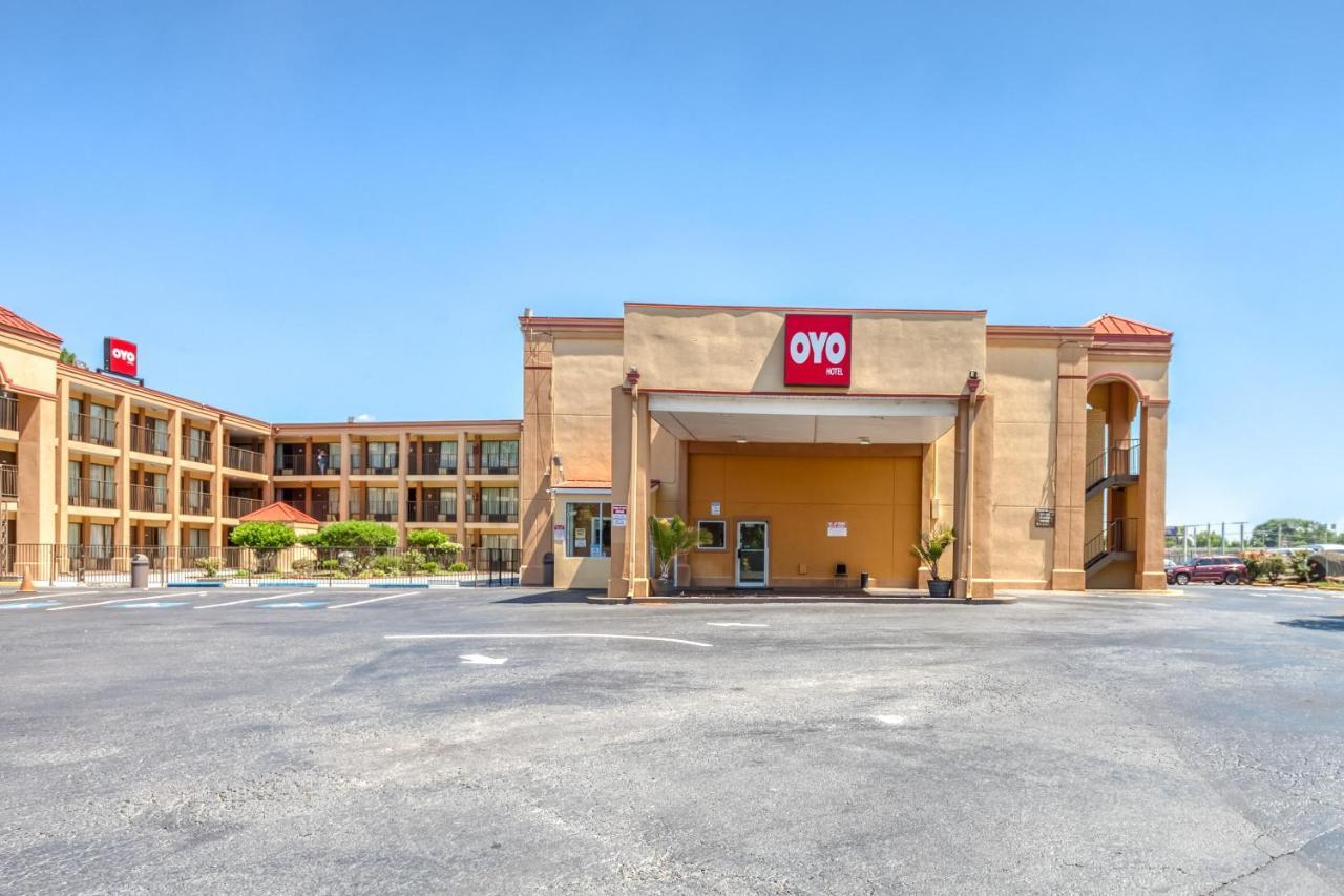 Oyo Hotel Decatur I-20 East & Wesley Club Dr Zewnętrze zdjęcie